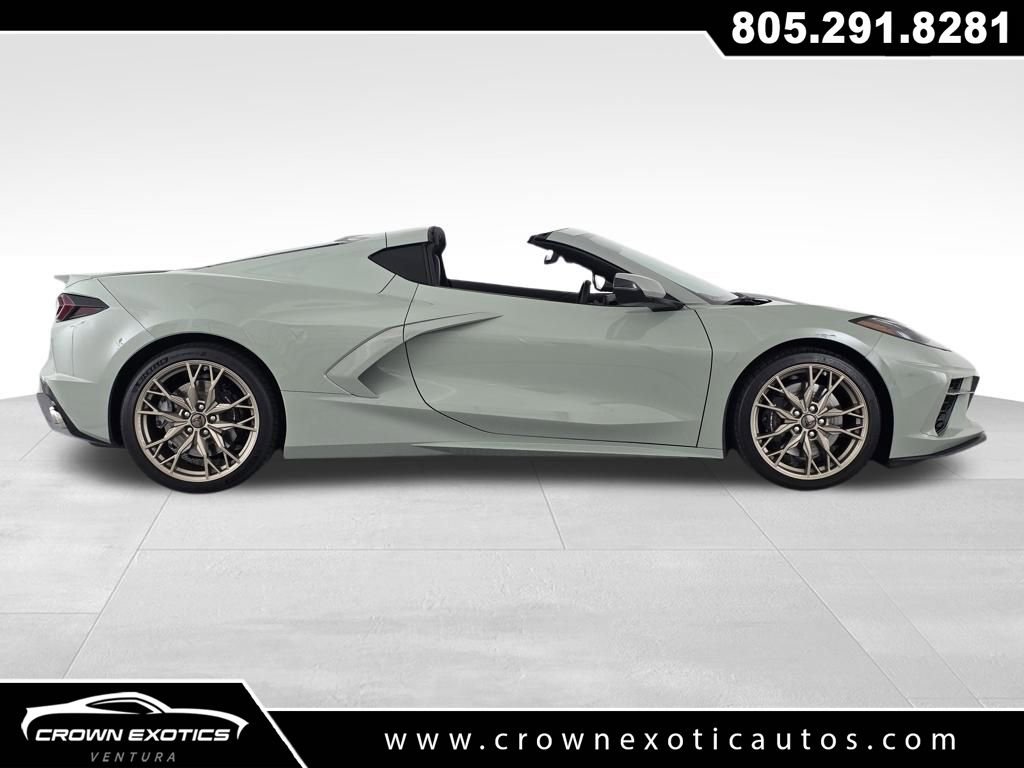 Used 2024 Chevrolet Corvette Stingray Coupe w/ Z51 Performance Package image 10