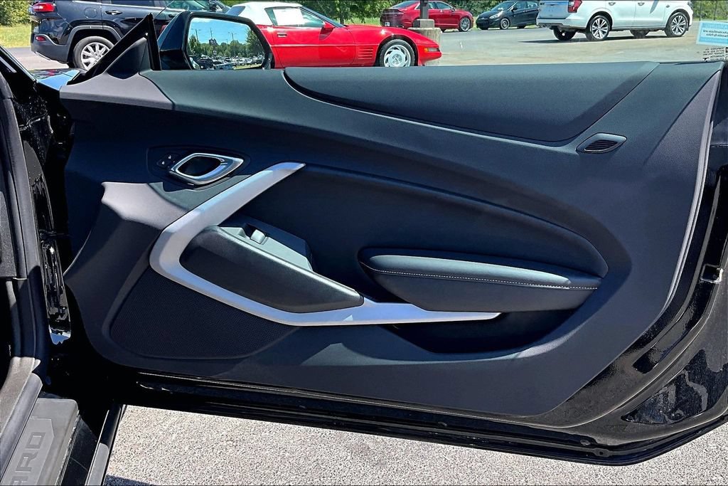Used 2023 Chevrolet Camaro SS RWD image 29
