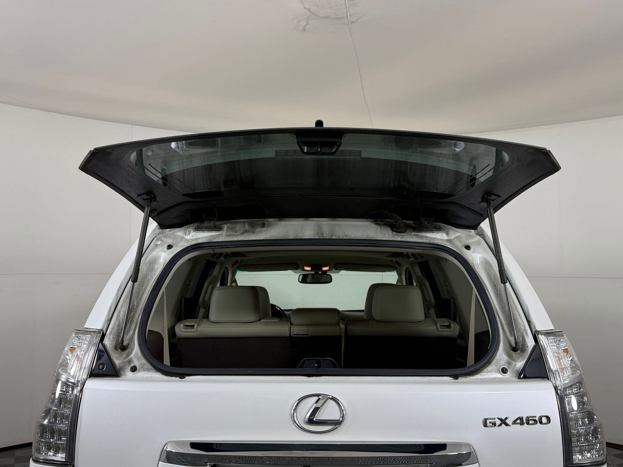 Used 2017 Lexus GX 460 image 30