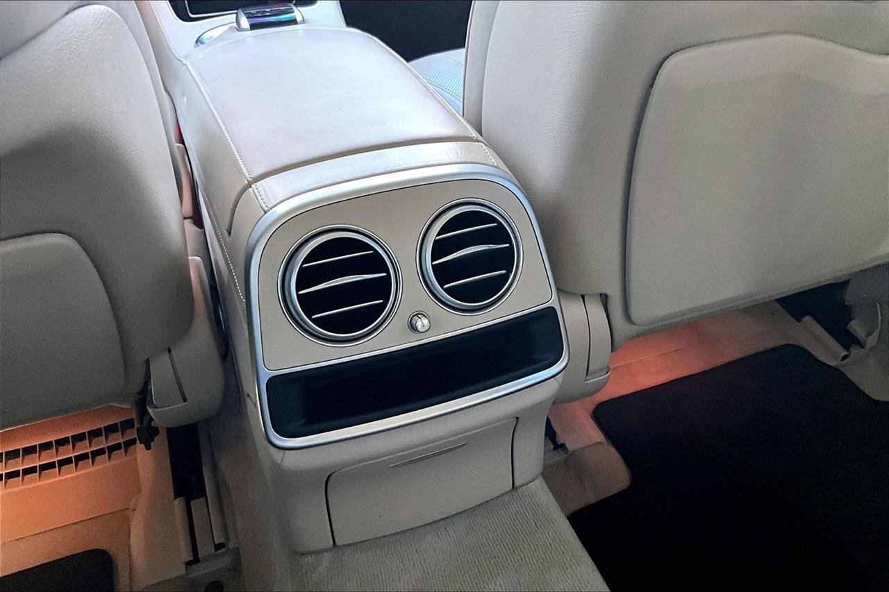 Used 2019 Mercedes-Benz S 560 Sedan image 10