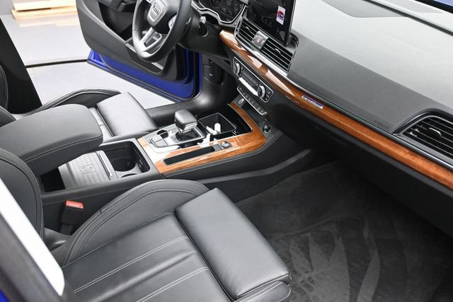 Used 2023 Audi Q5 e Prestige w/ Prestige Package AWD/4WD image 47