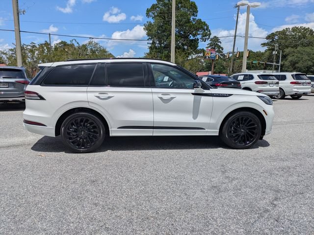 Used 2026 Lincoln Aviator Reserve w/ Luxury Package RWD image 3