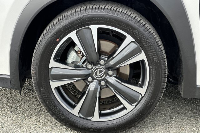 Used 2025 Lexus UX 300h FWD w/ Accessory Package (Z2) image 33