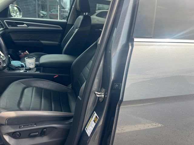 Used 2022 Volkswagen Atlas SEL Premium AWD/4WD image 6