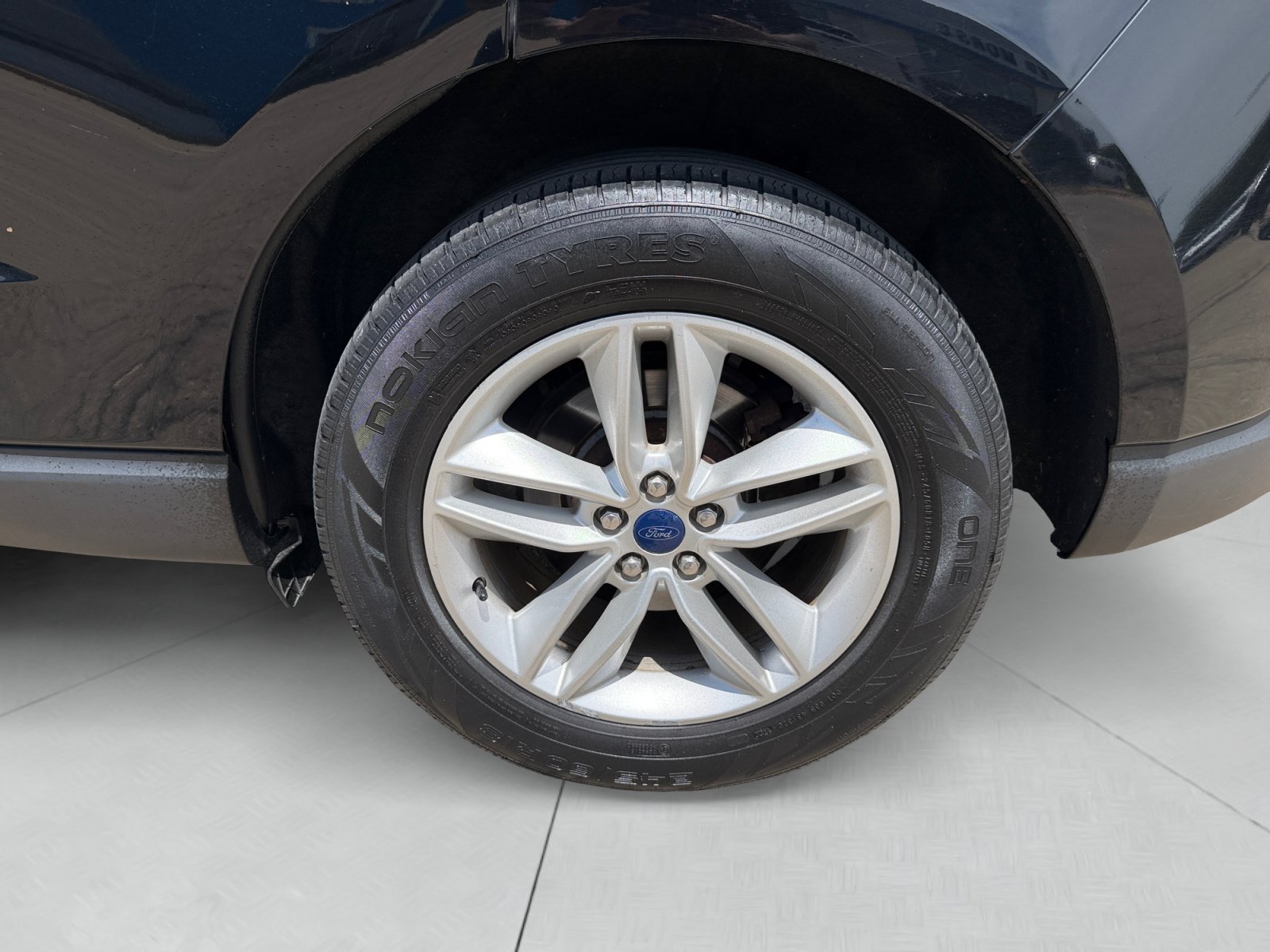 Used 2016 Ford Edge SEL AWD/4WD image 14