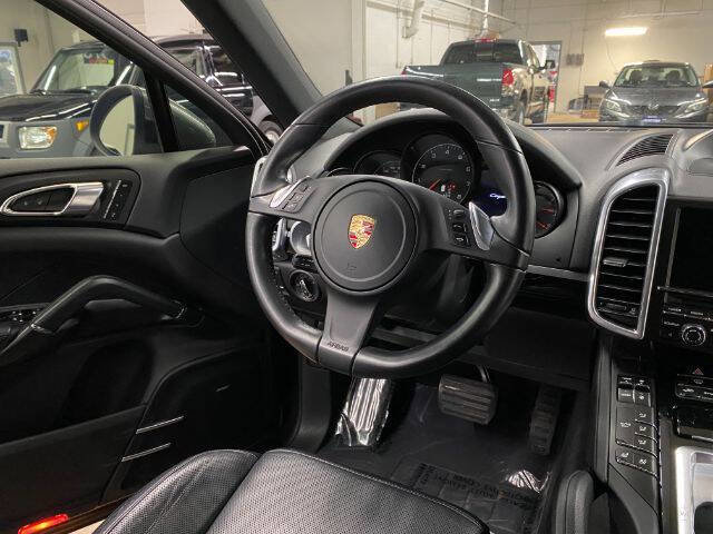 Used 2014 Porsche Cayenne AWD/4WD image 20