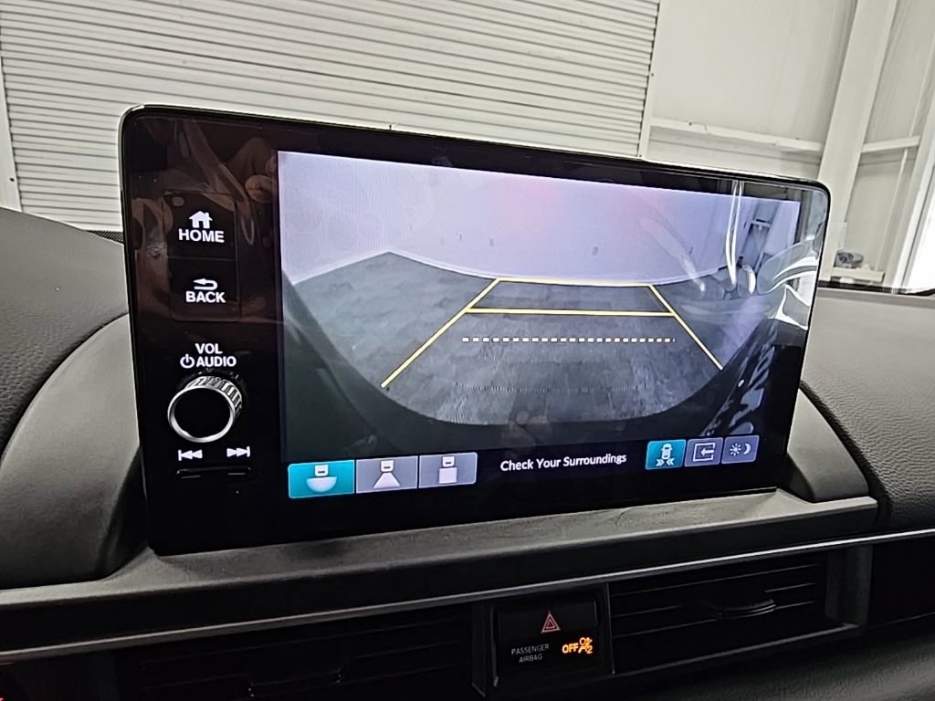 Used 2025 Honda Pilot EX-L image 18