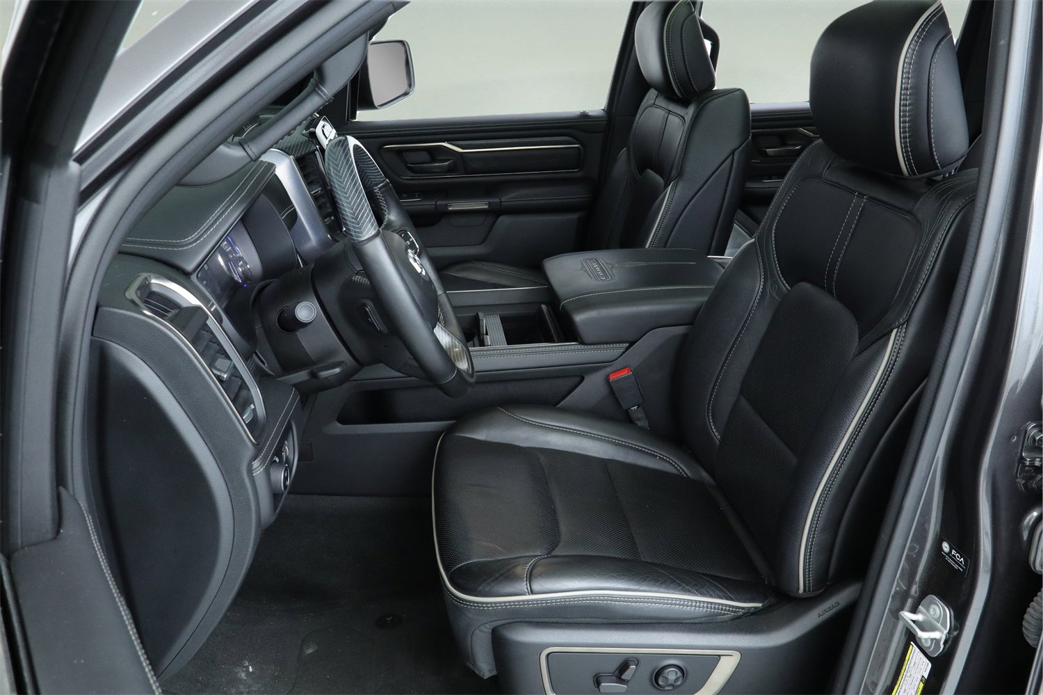 Used 2021 RAM 1500 Limited w/ Night Edition image 9