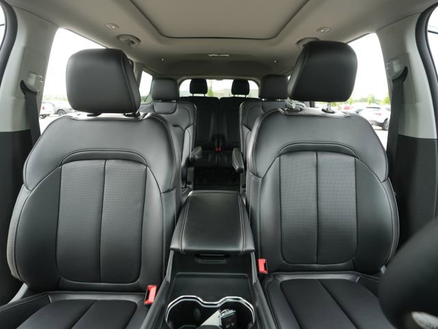 Used 2023 Jeep Grand Cherokee L Limited w/ Luxury Tech Group II AWD/4WD image 43