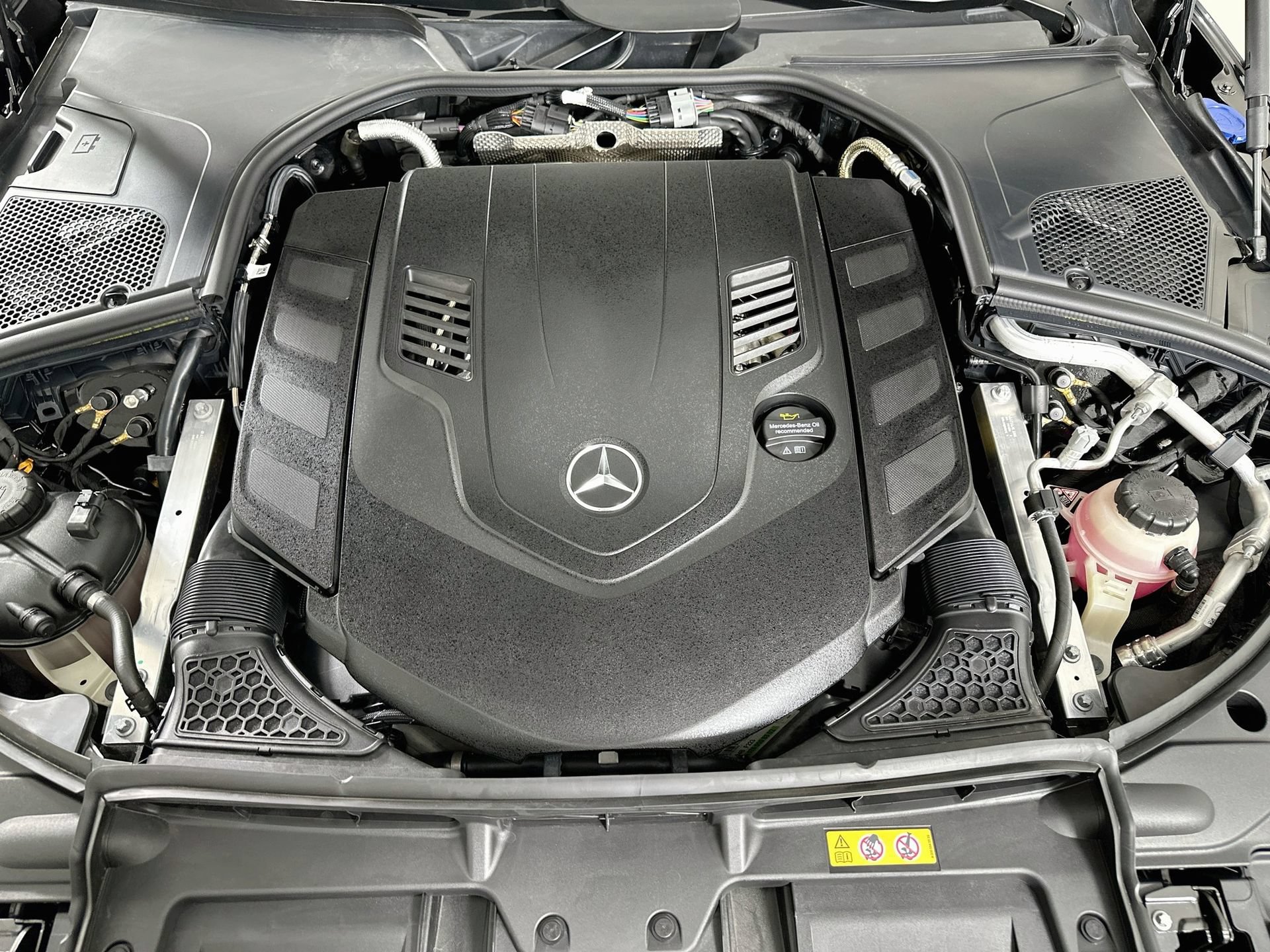 Certified 2024 Mercedes-Benz S 580 4MATIC Sedan image 32