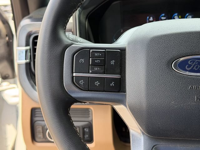 Used 2023 Ford F350 Platinum w/ FX4 Off-Road Package AWD/4WD image 11