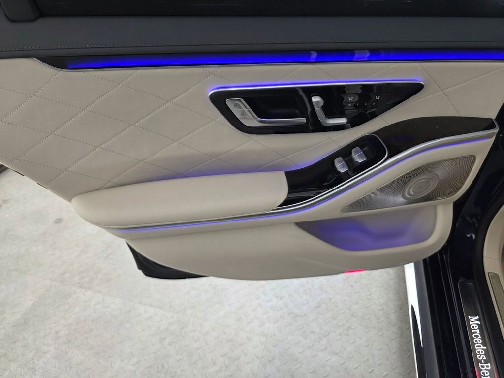 New 2026 Mercedes-Benz S 580 4MATIC Sedan image 12