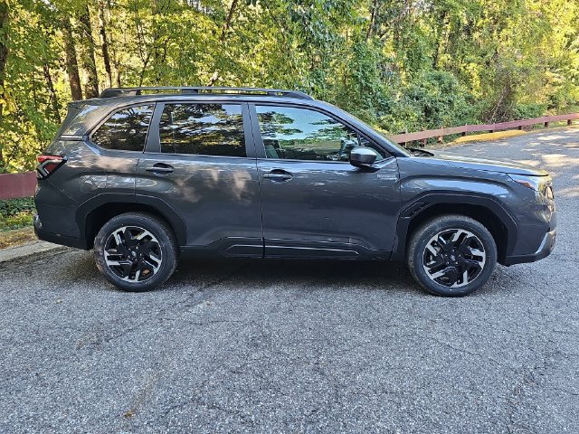 New 2026 Subaru Forester Premium AWD/4WD image 2