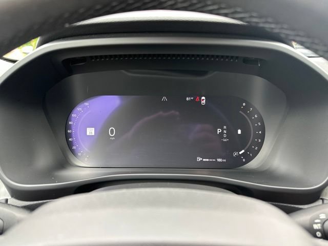 Used 2023 Volvo XC40 B4 Core w/ Convenience Package FWD image 26