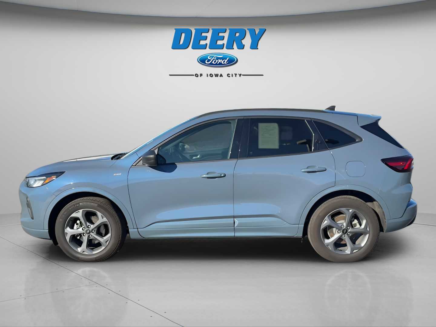 Used 2023 Ford Escape ST-Line w/ Tech Pack #1 image 3