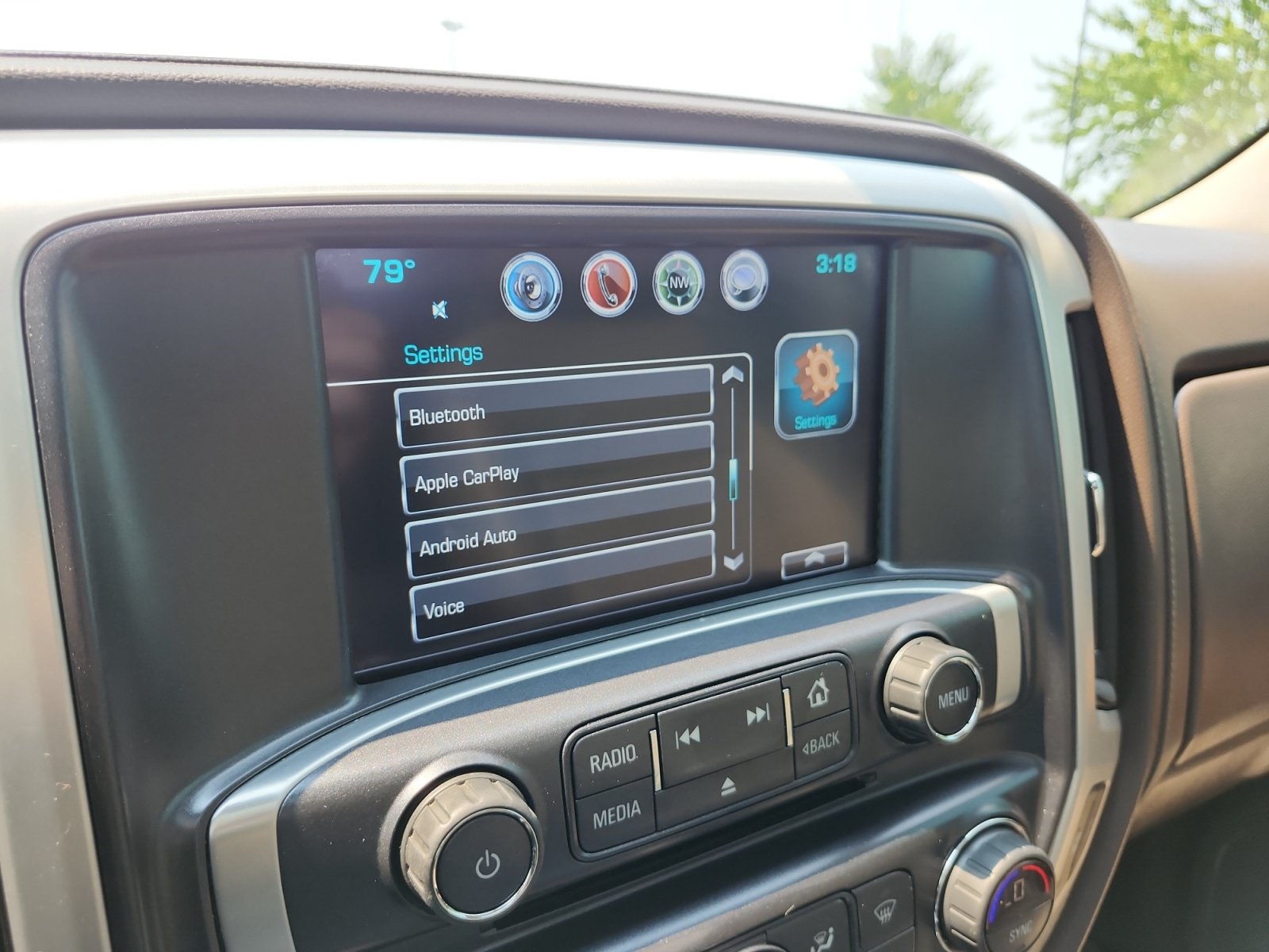 Used 2018 GMC Sierra 1500 SLT w/ SLT Premium Package AWD/4WD image 21