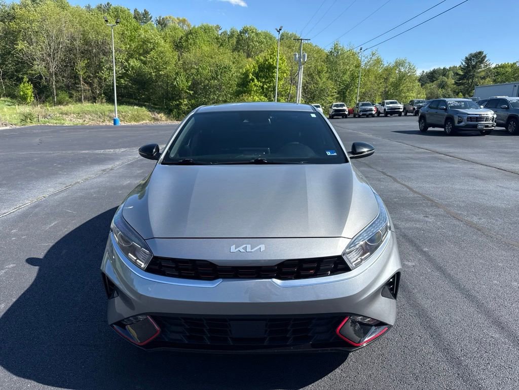 Used 2023 Kia Forte GT-Line w/ GT-Line Premium Package FWD image 3