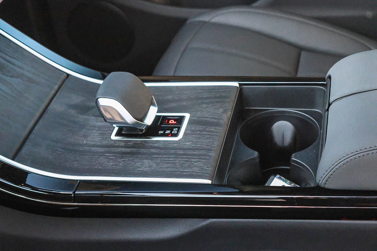 New 2026 Land Rover Range Rover Evoque S image 28