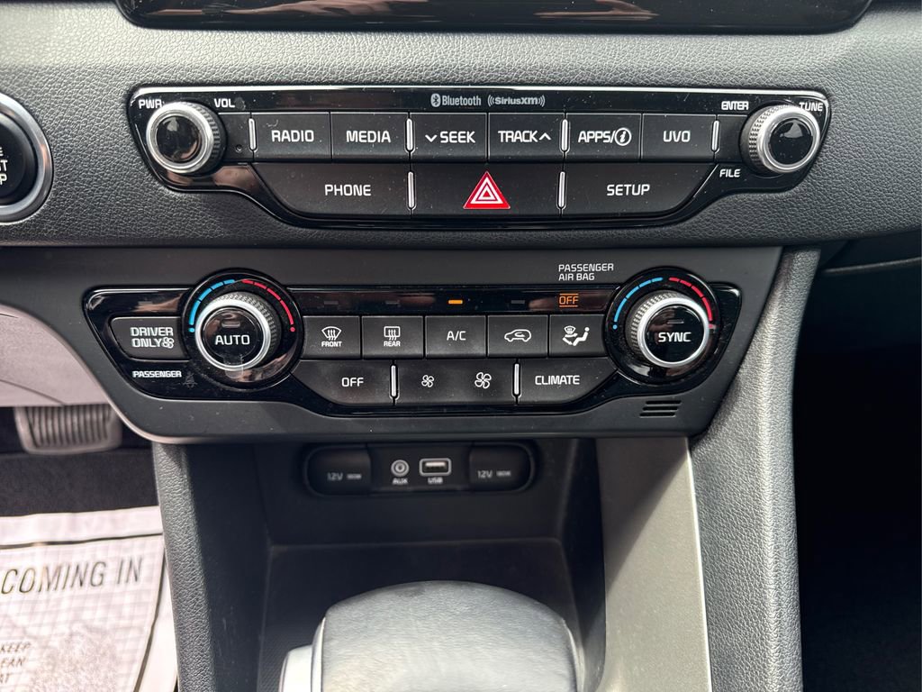 Used 2019 Kia Niro LX FWD image 31