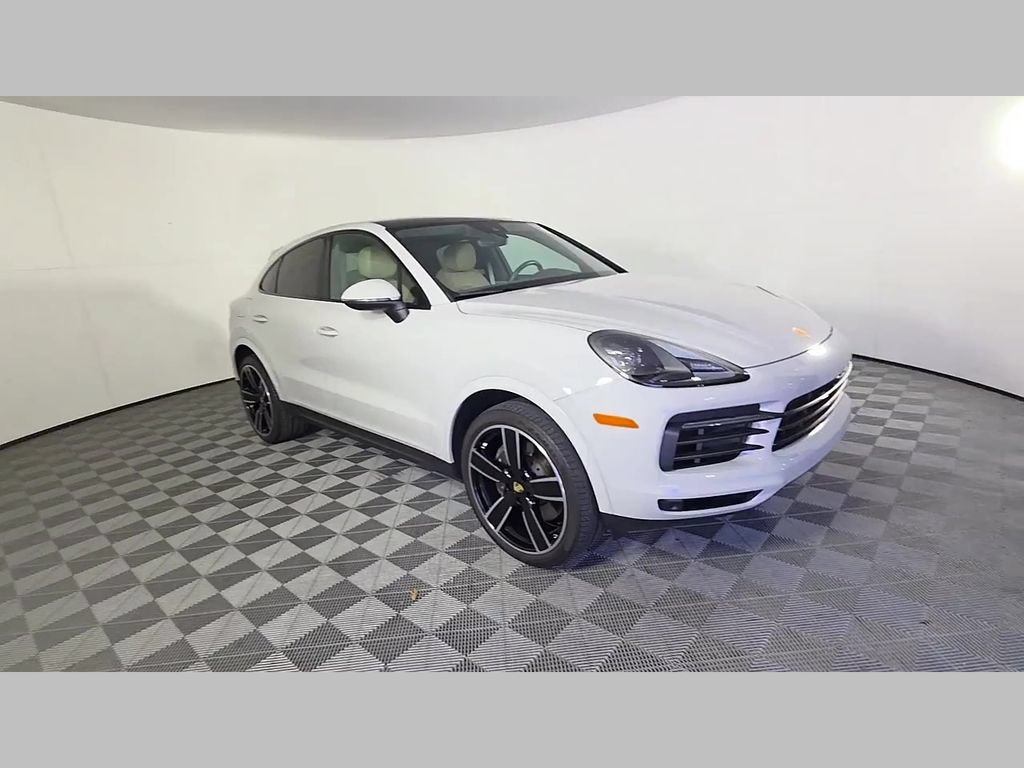 Used 2023 Porsche Cayenne Platinum Edition AWD/4WD image 34