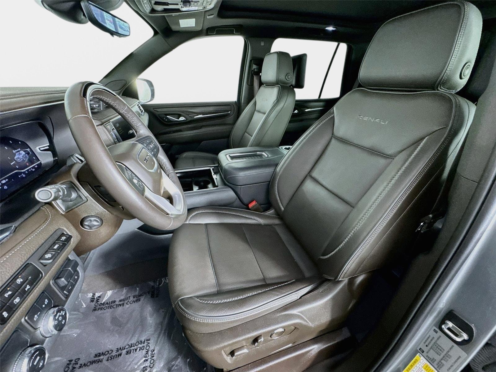 Certified 2024 GMC Yukon Denali w/ Advanced Technology Package RWD image 11