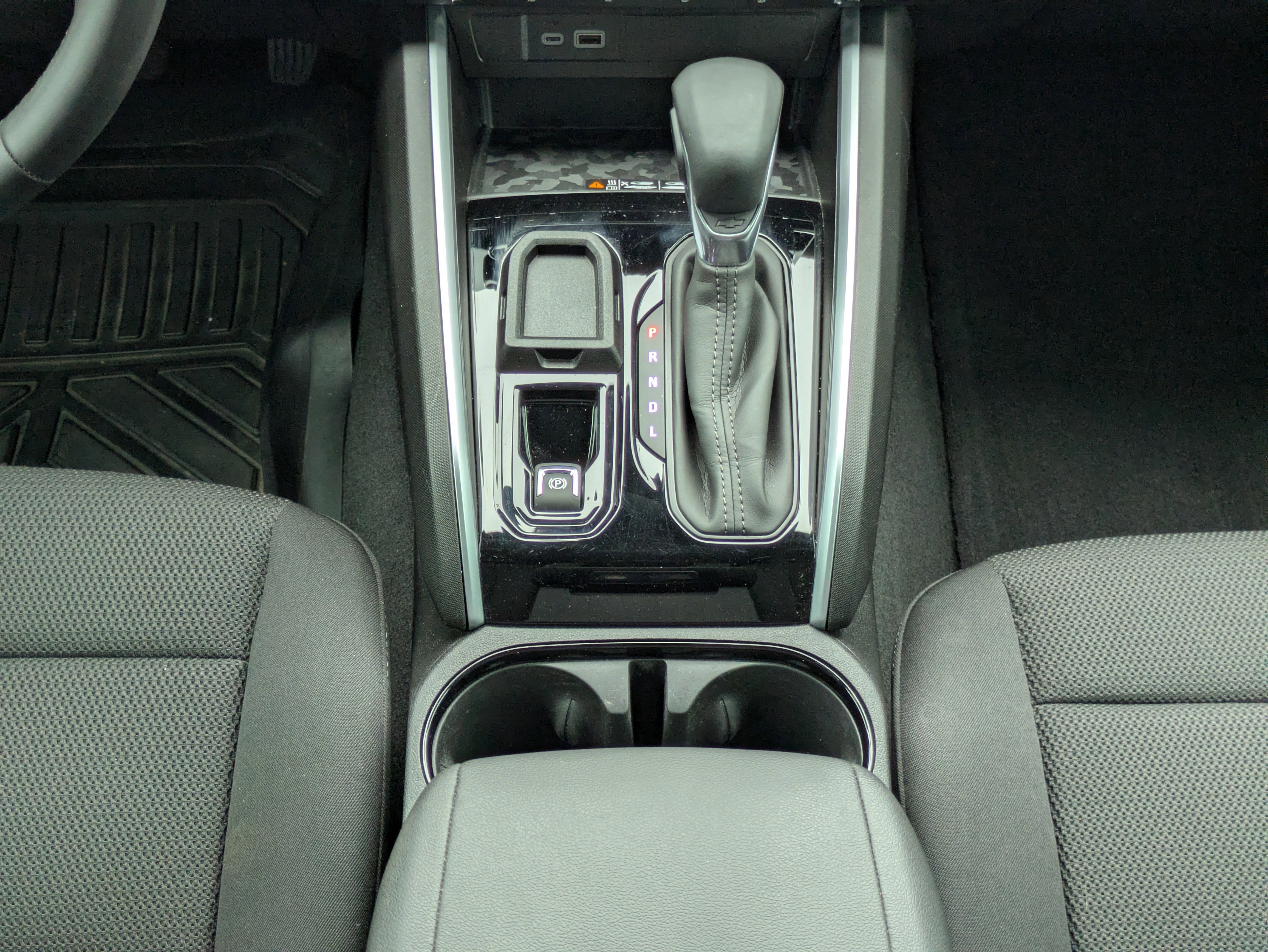 Used 2023 Chevrolet Colorado LT w/ LT Convenience Package II image 6