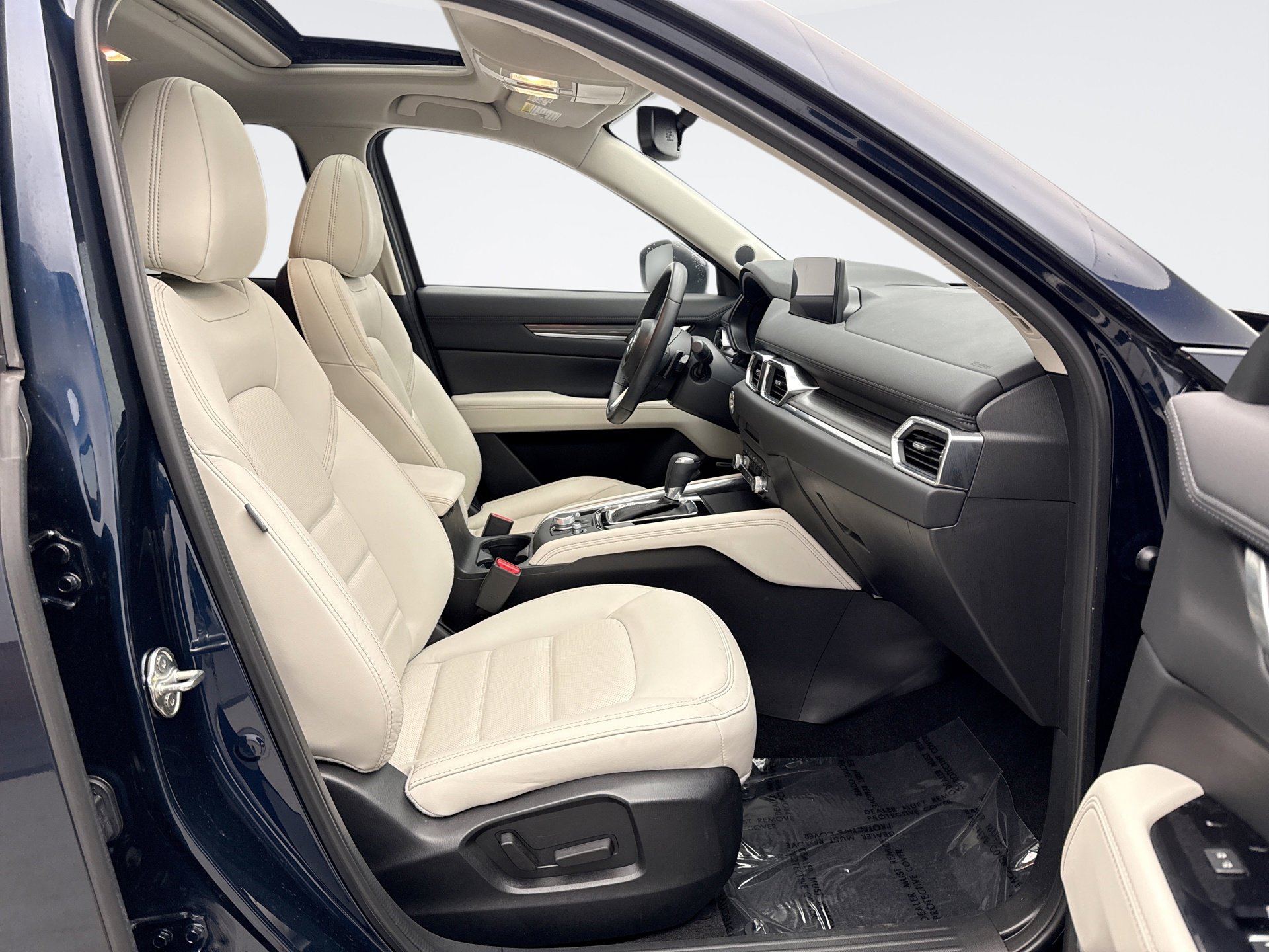 Used 2023 MAZDA CX-5 AWD 2.5 S w/ Premium Package image 17