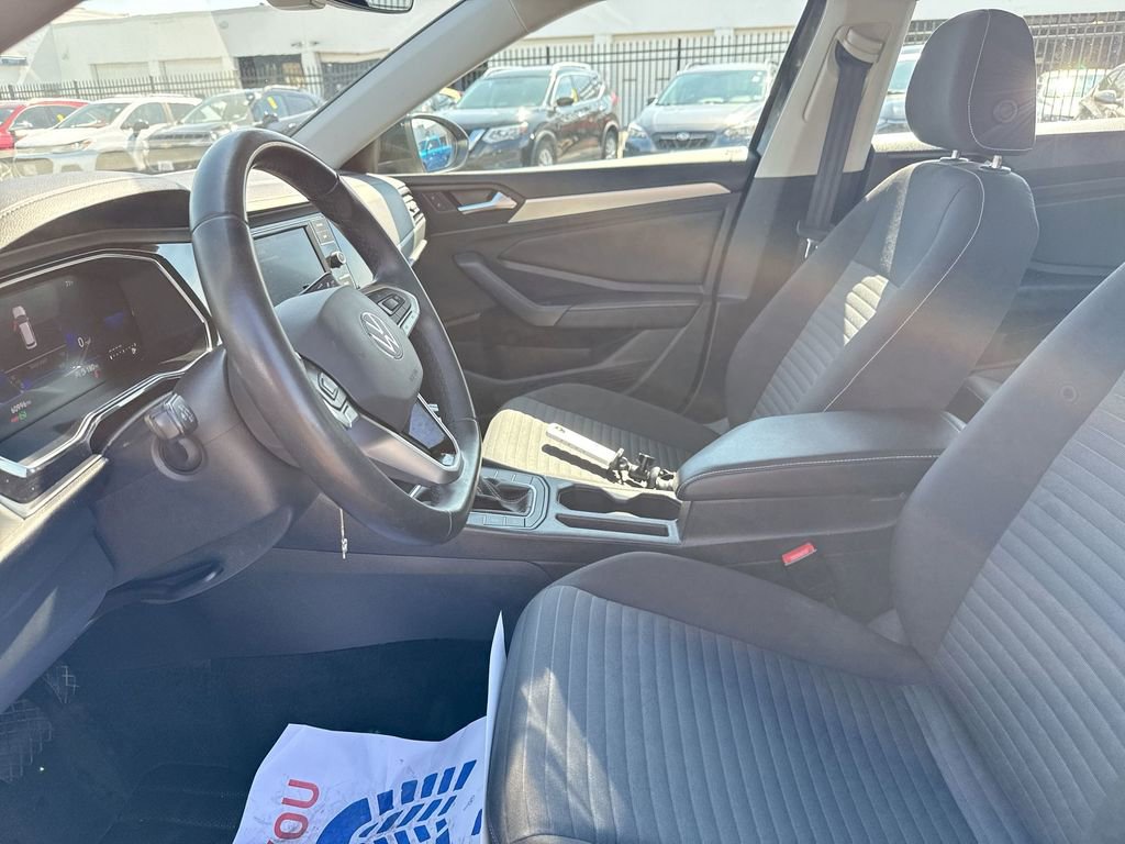 Used 2024 Volkswagen Jetta S image 21