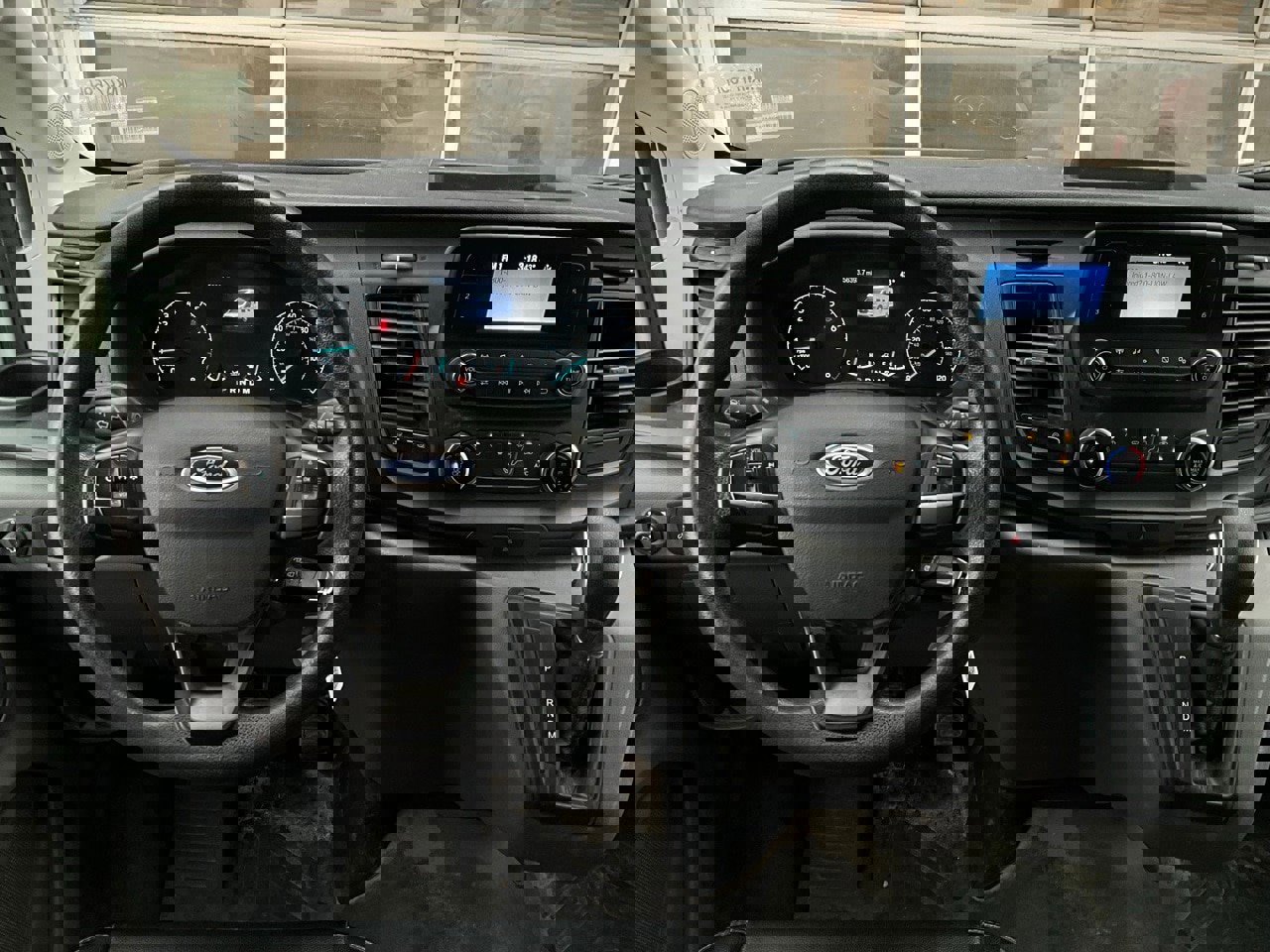 Used 2022 Ford Transit 350 DRW image 12