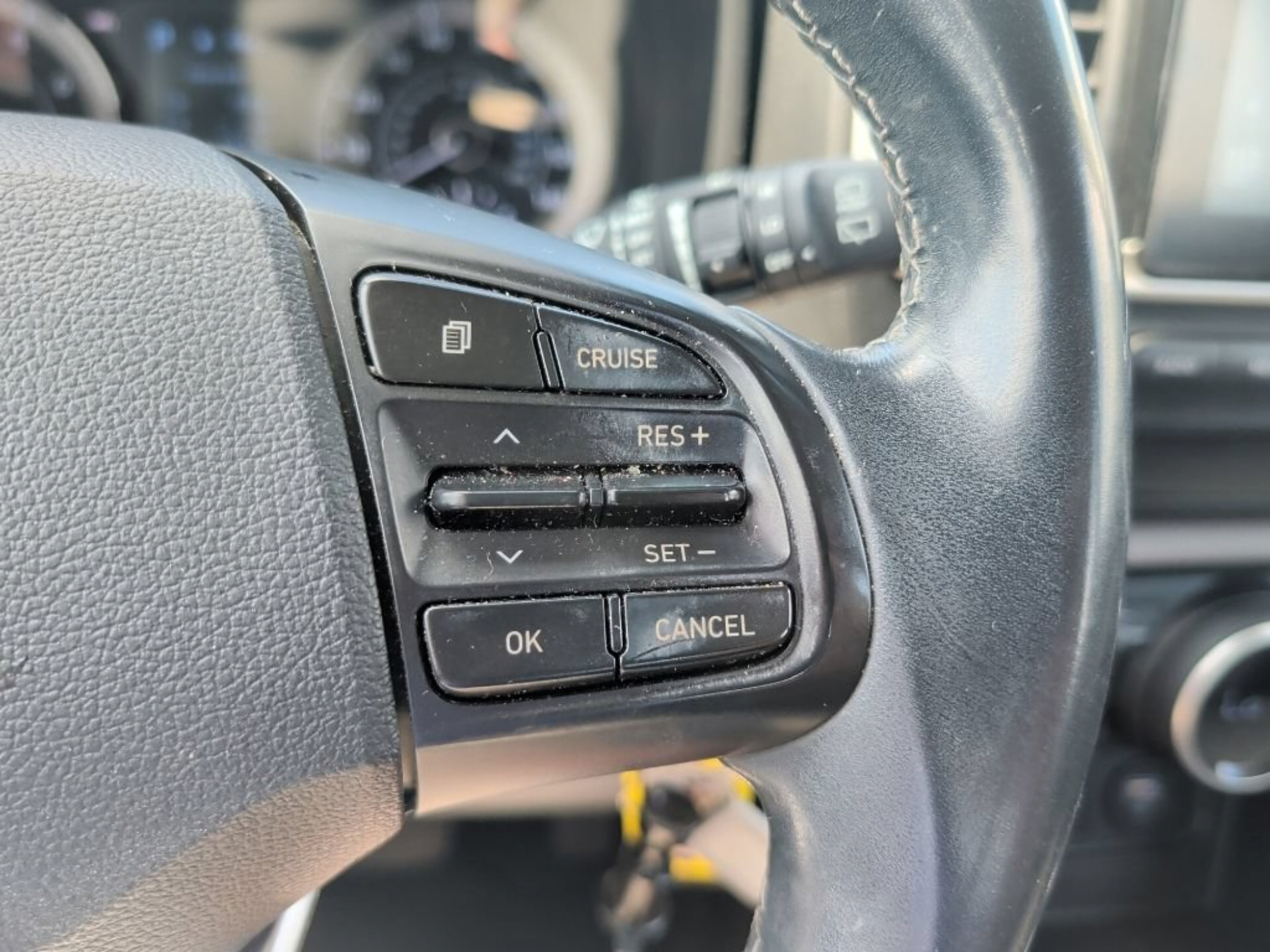 Used 2021 Hyundai Venue SEL FWD image 18