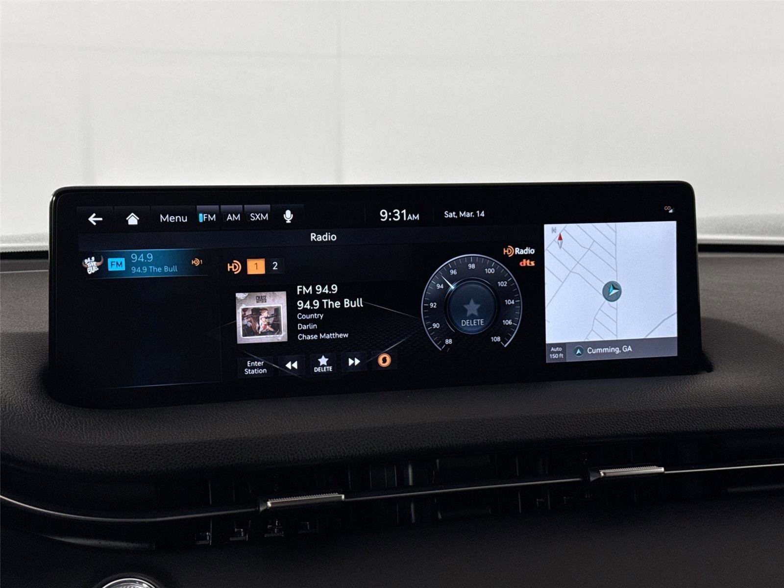 Used 2024 Genesis GV70 2.5T w/ Advanced Package image 24