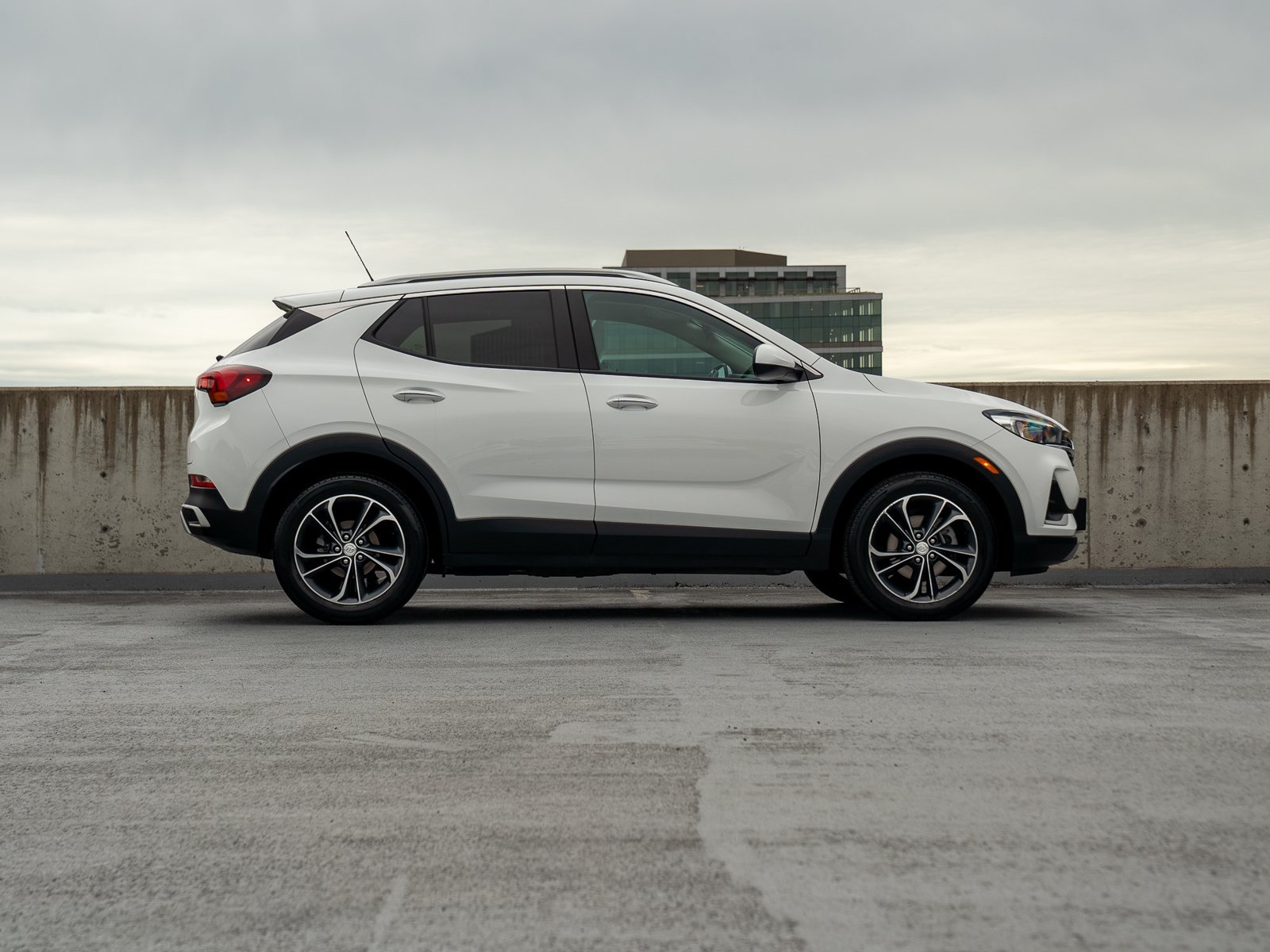 Used 2023 Buick Encore GX Select FWD image 6
