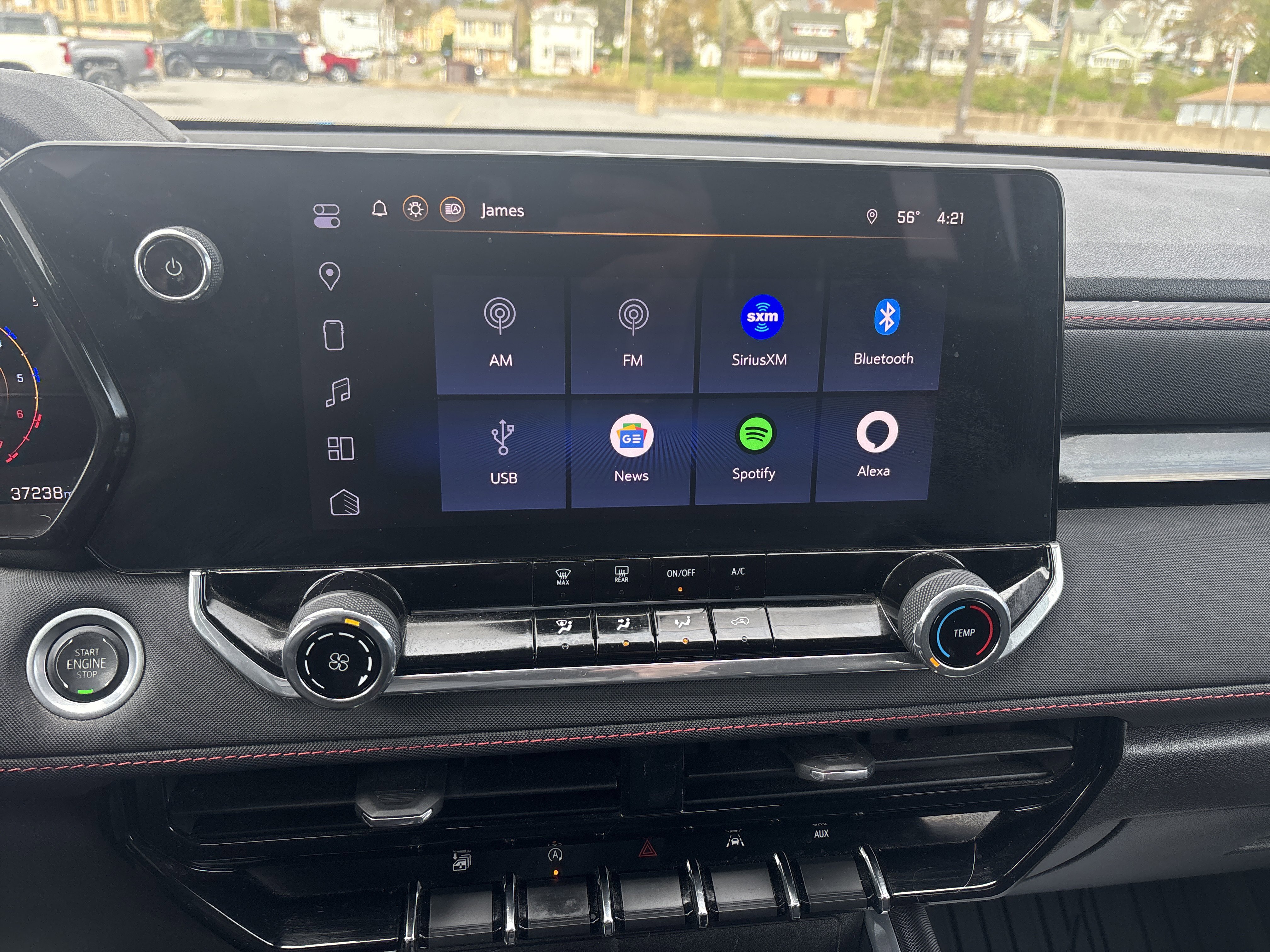 Used 2024 Chevrolet Colorado Z71 w/ Advanced Trailering Package AWD/4WD image 24