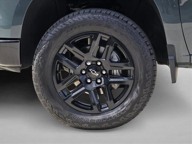 Used 2026 Chevrolet Silverado 1500 LT Trail Boss w/ Convenience Package II image 9