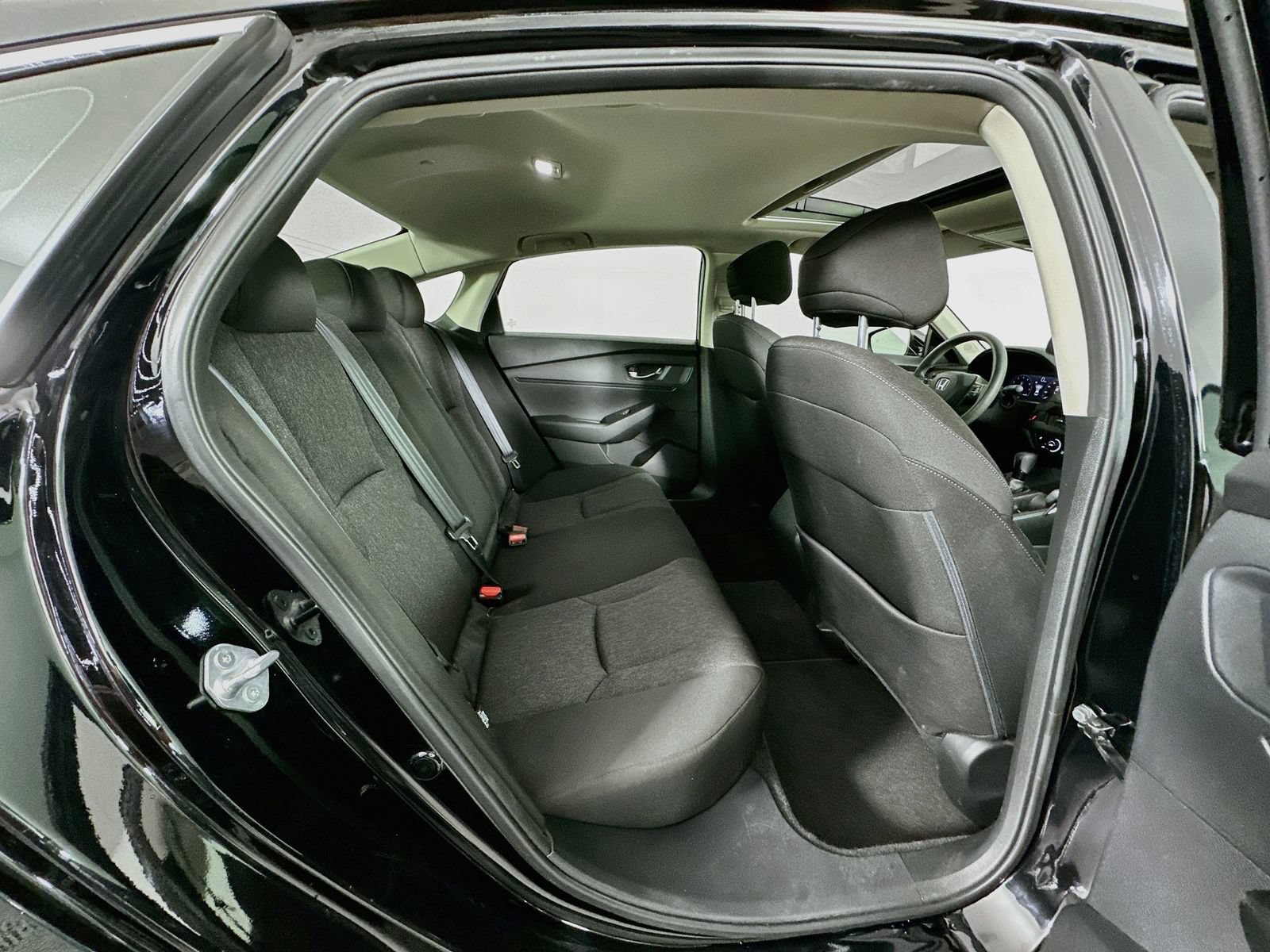 Used 2023 Honda Accord EX image 25