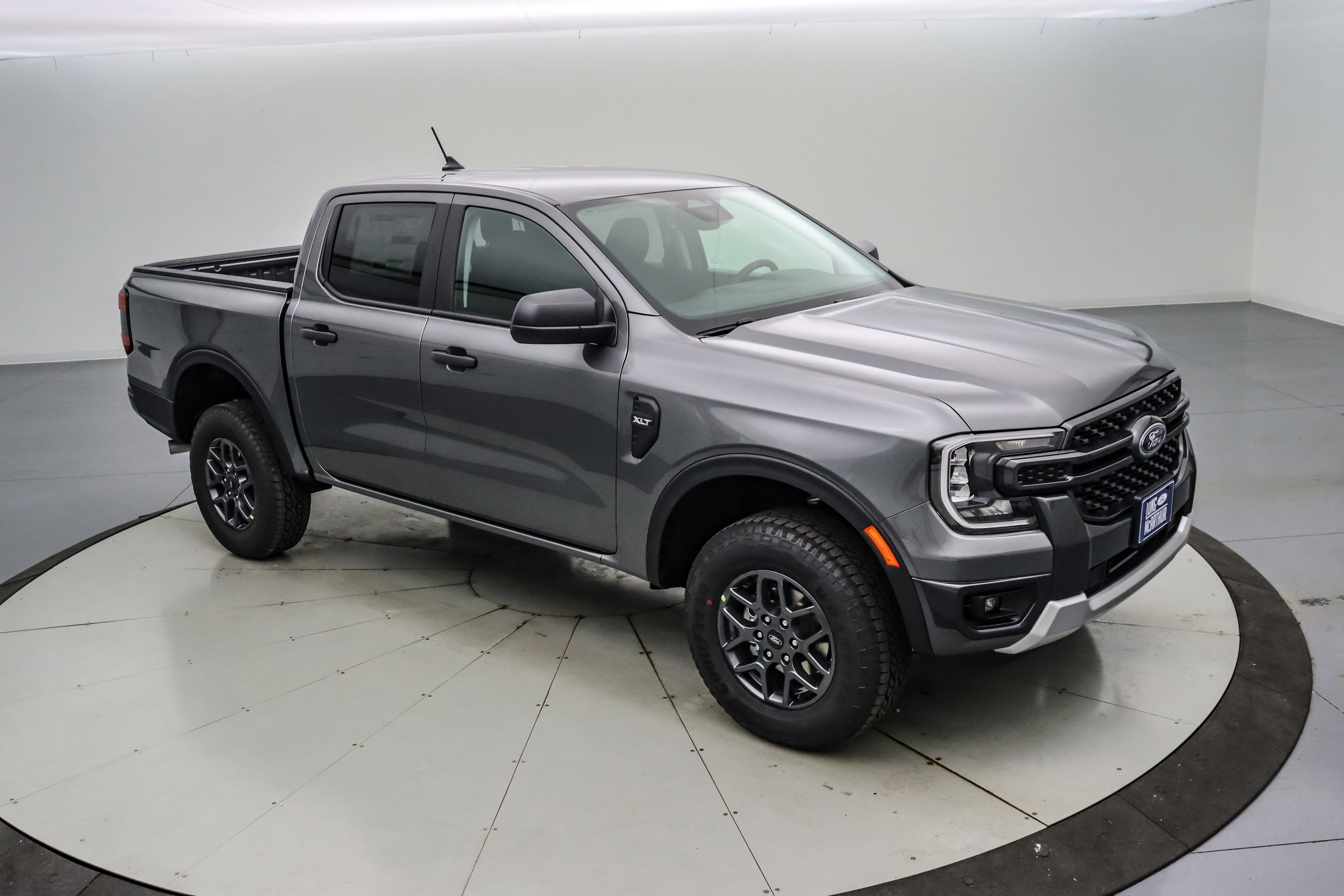 New 2025 Ford Ranger XLT image 2