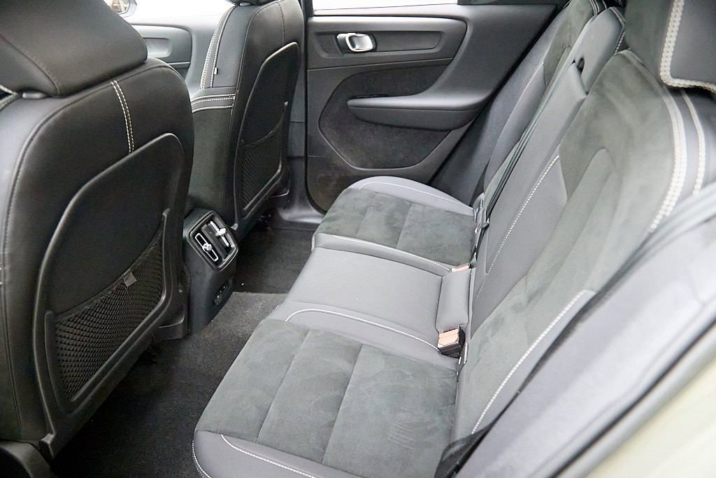 Certified 2023 Volvo XC40 Recharge Ultimate image 21