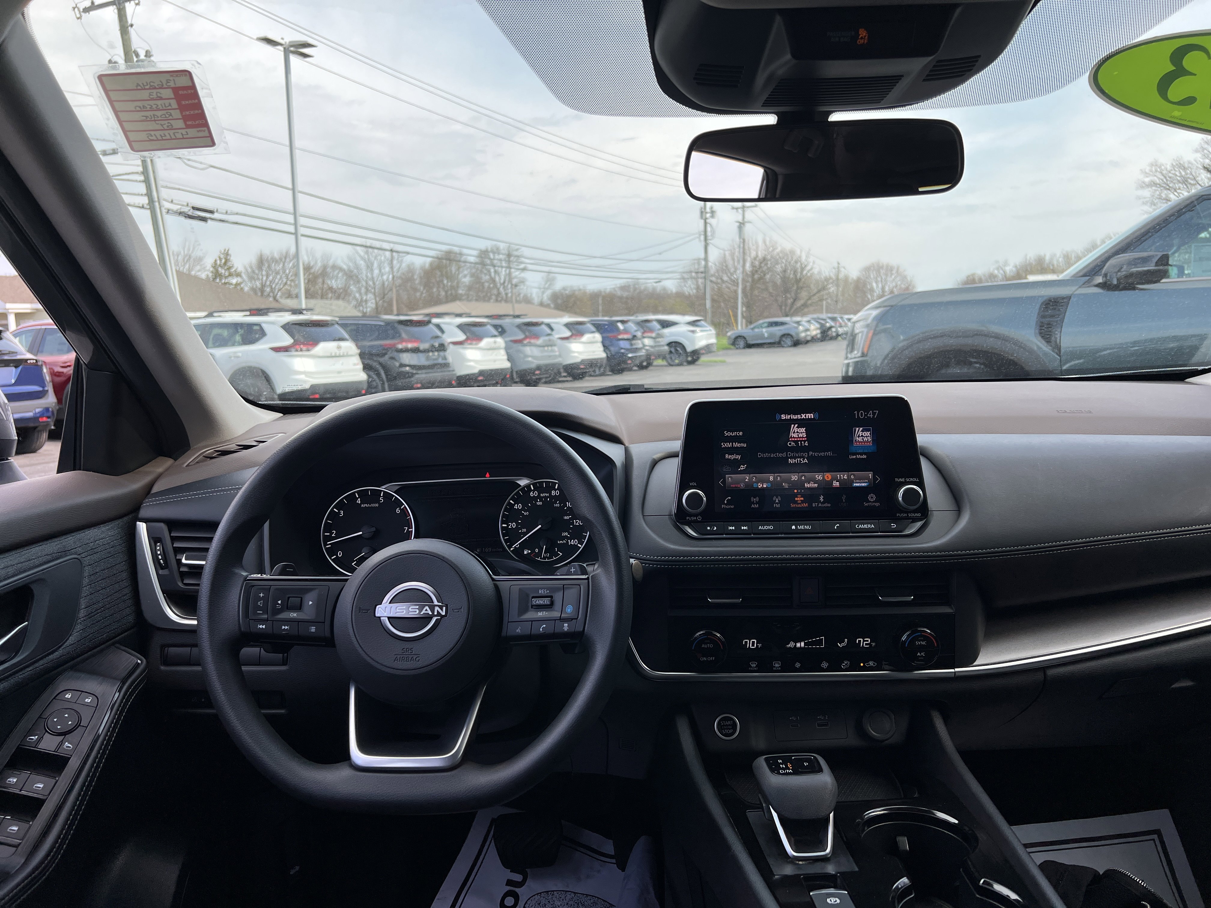 Used 2023 Nissan Rogue SV AWD/4WD image 5