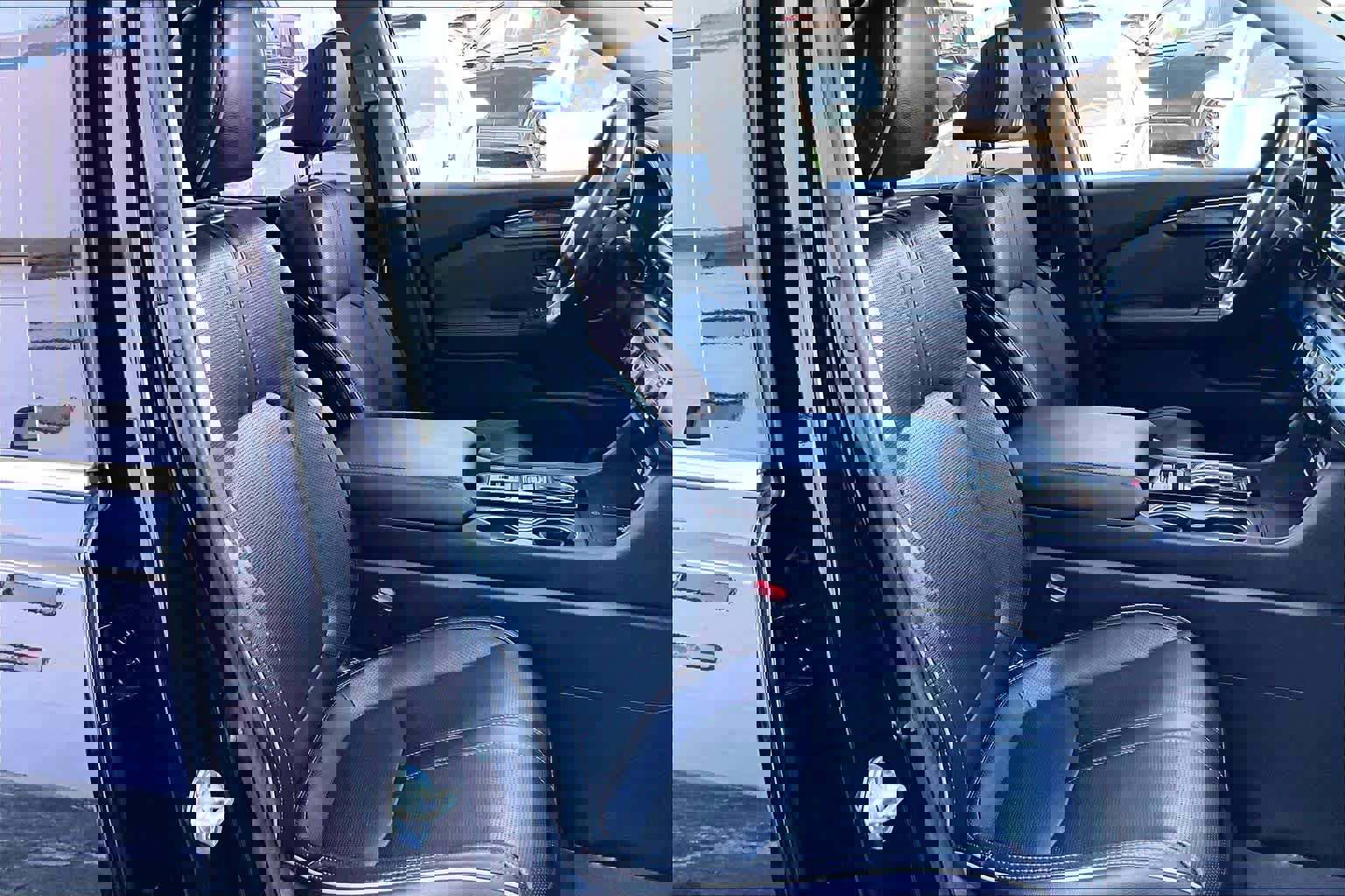 Used 2025 Honda Pilot Elite image 9