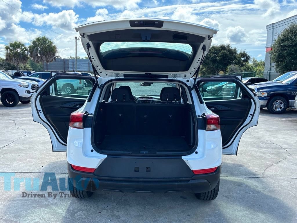 Used 2022 Chevrolet TrailBlazer LS AWD/4WD image 16