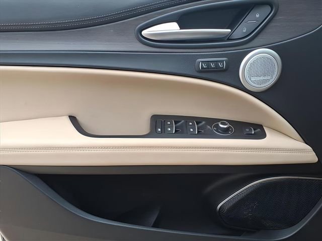 Used 2023 Alfa Romeo Stelvio Ti Lusso w/ Quick Order Package 22X Lusso image 14