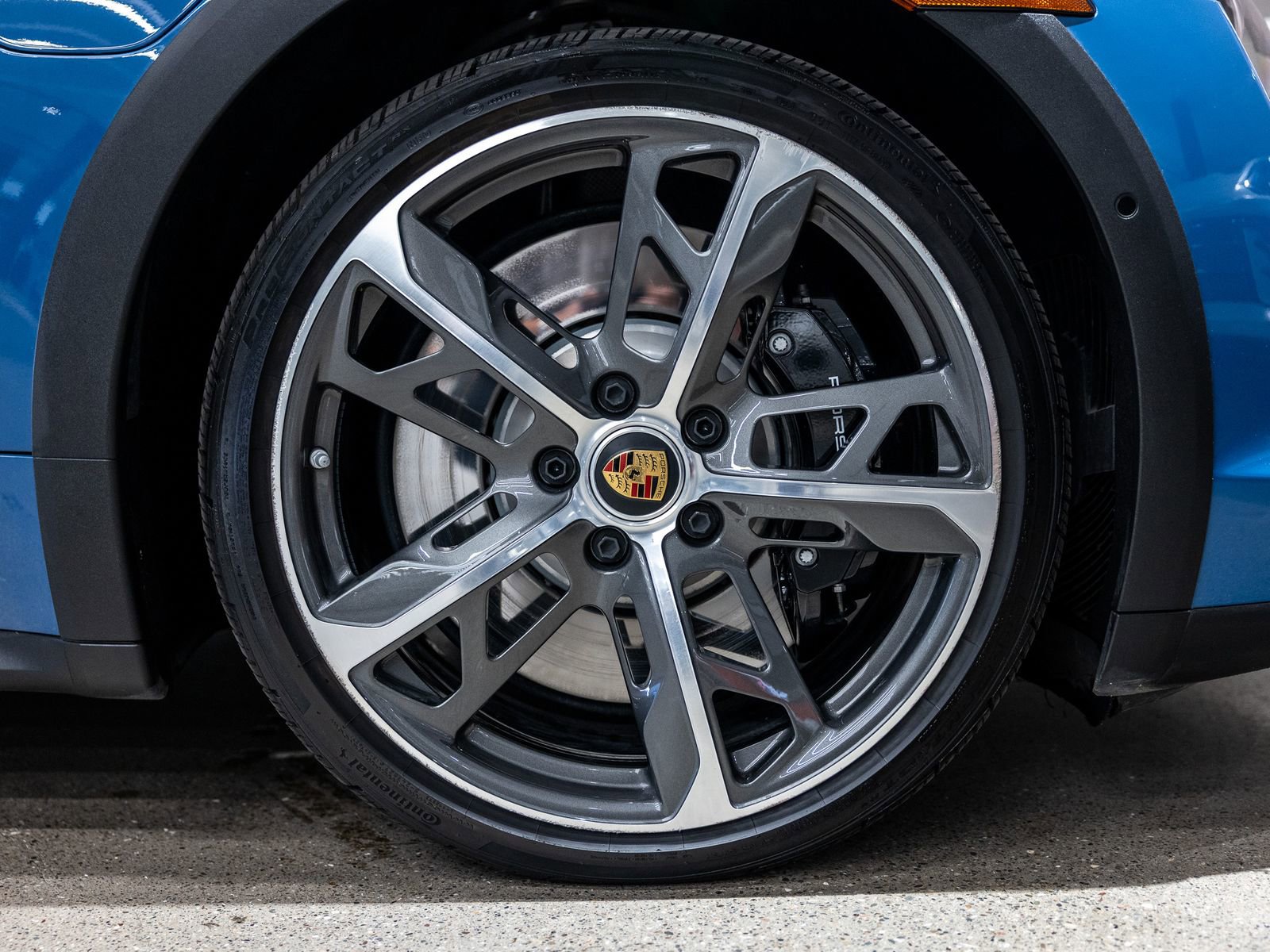 Certified 2023 Porsche Taycan Turbo AWD/4WD image 19