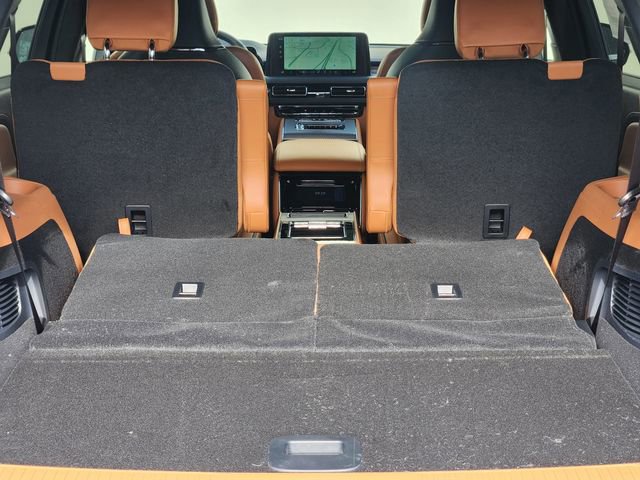 New 2026 Lincoln Aviator Black Label w/ Dynamic Handling Package image 17