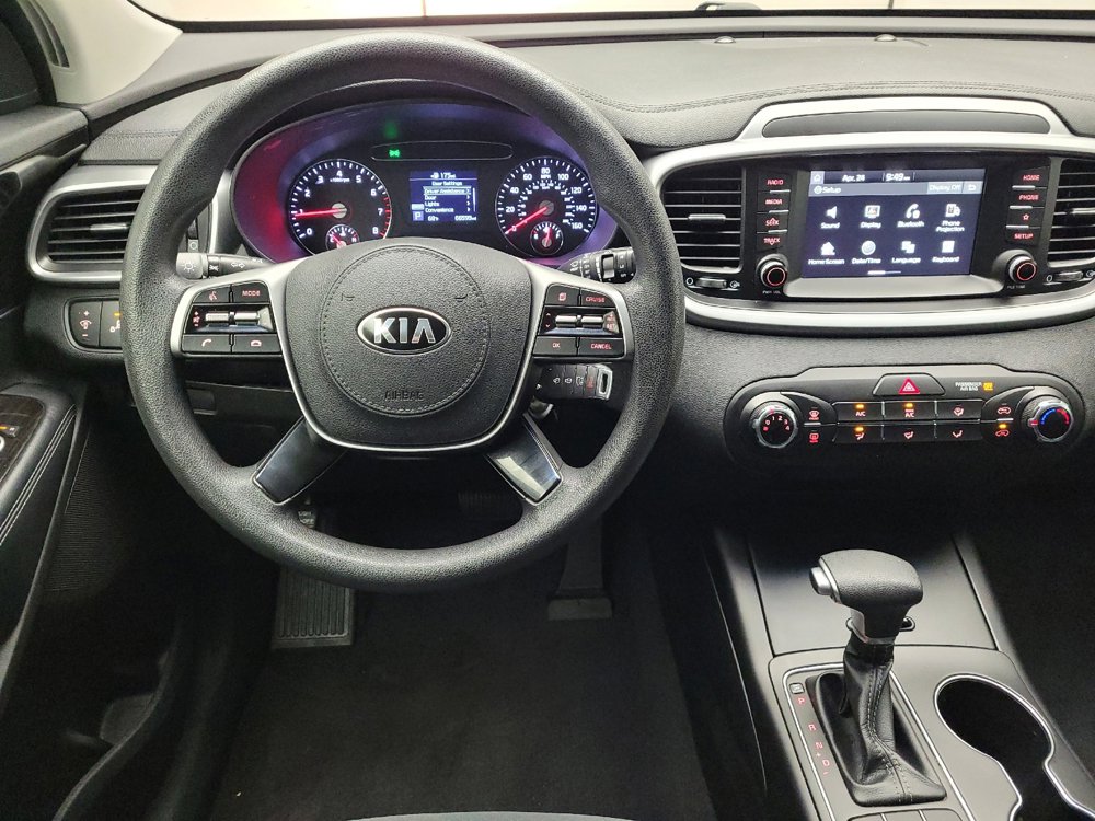 Used 2019 Kia Sorento FWD image 22