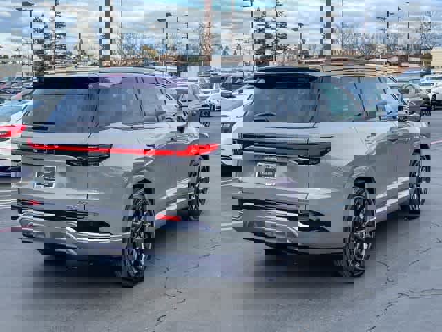 New 2026 Lexus TX 500h AWD image 5