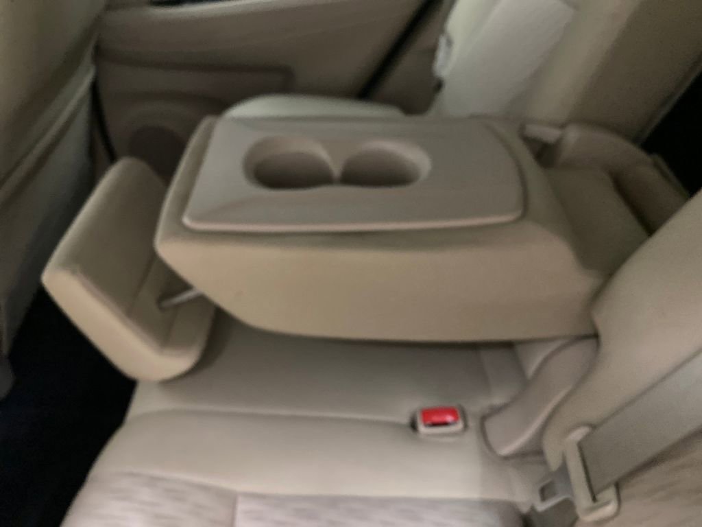 Used 2017 Nissan Rogue SV w/ SV Premium Package image 14