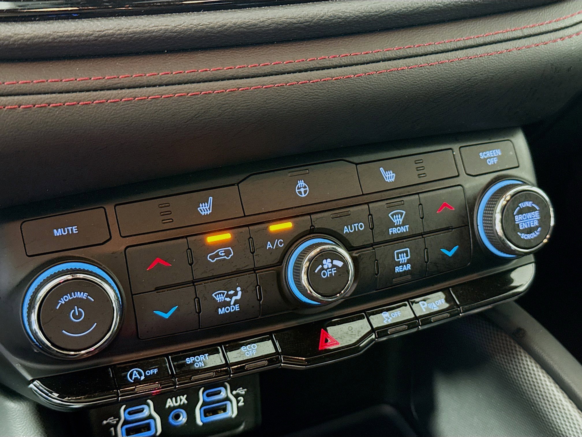 Used 2024 Dodge Durango GT image 17