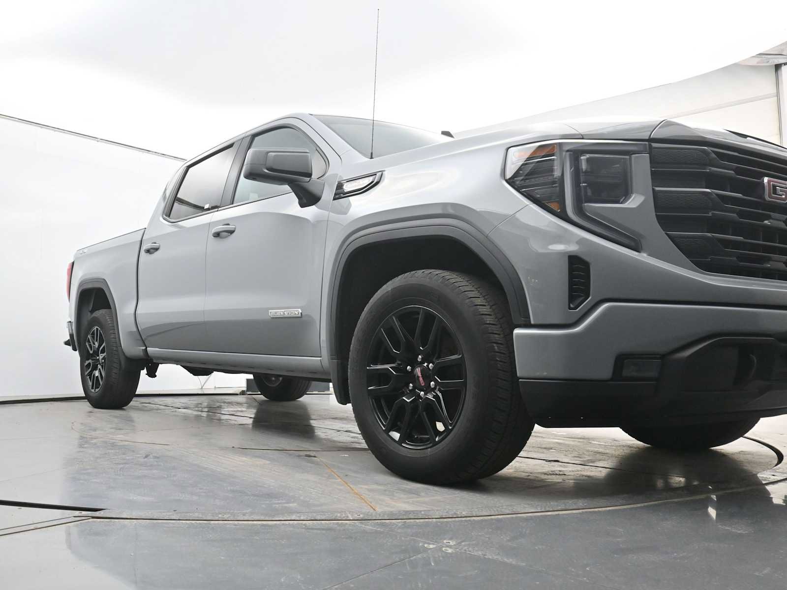 Used 2024 GMC Sierra 1500 Elevation image 16
