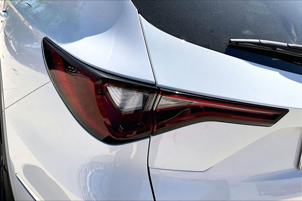 Certified 2026 Acura MDX w/ Technology Package image 38