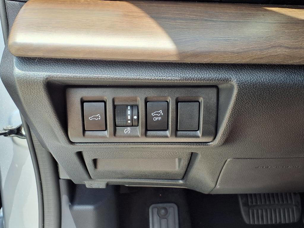 Used 2023 Subaru Outback Limited w/ Tech Package 2 image 19